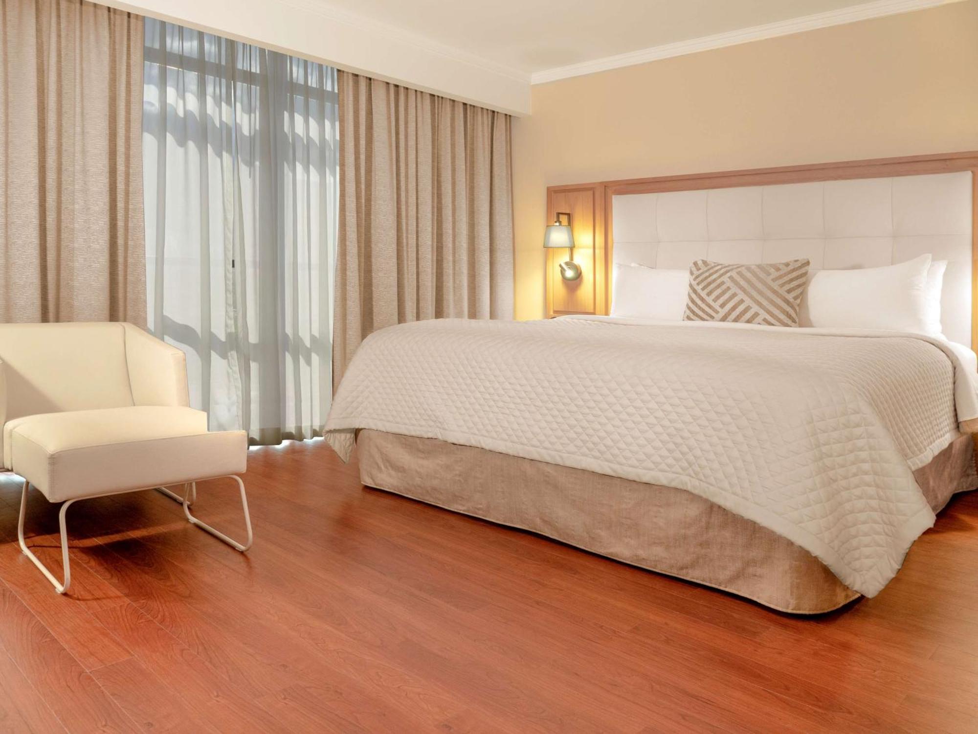 Ms Milenium Monterrey Curio Collection By Hilton Hotel San Pedro Garza Garcia Exterior photo