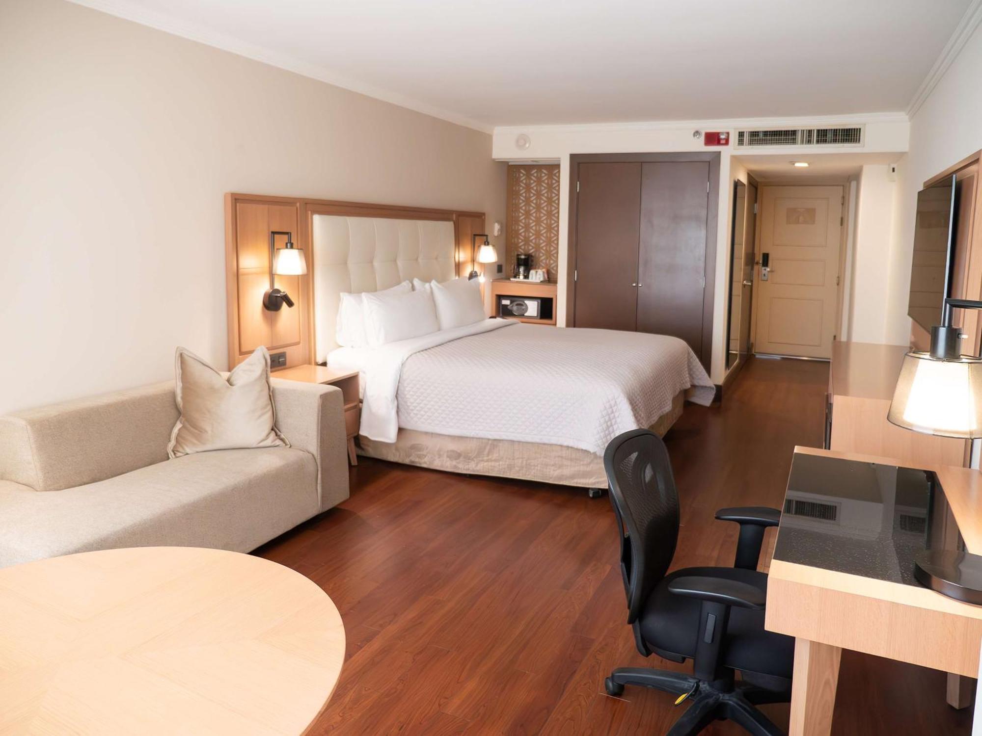 Ms Milenium Monterrey Curio Collection By Hilton Hotel San Pedro Garza Garcia Exterior photo